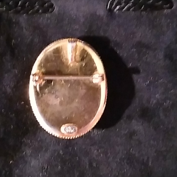 HOBE VINTAGE CAMEO SIGNED RHINESTONES BROOCH/NECKLACE - Picture 3 of 14